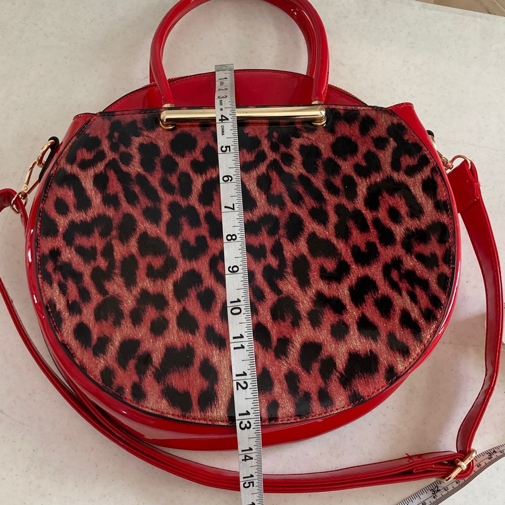 VTG Red Leopard Patent Print 2-1 Bag - Picture 8 of 12